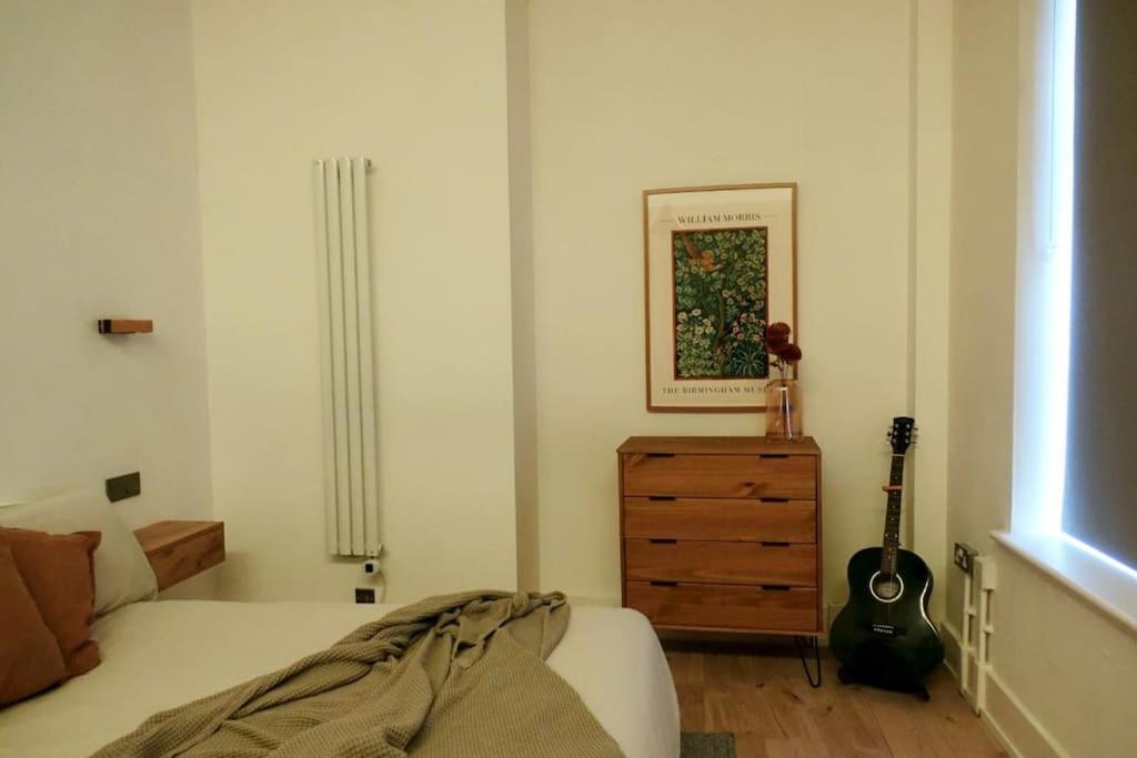 Stylish City-Centre Apartment With Balcony Liverpool Eksteriør bilde